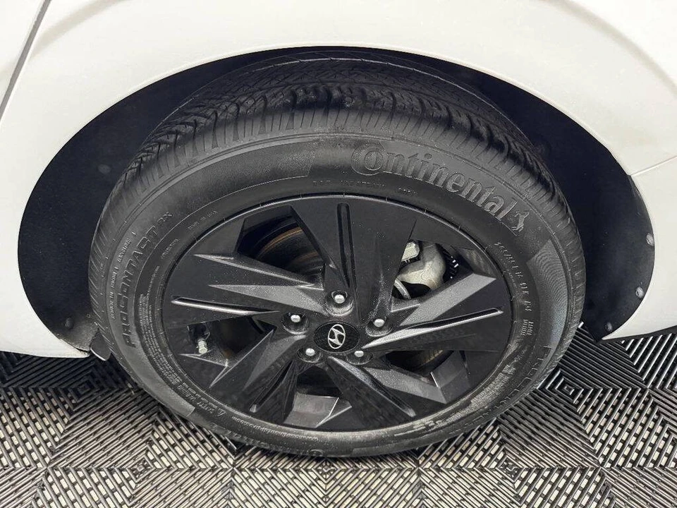 2021 Hyundai Elantra - Image 20 of 31