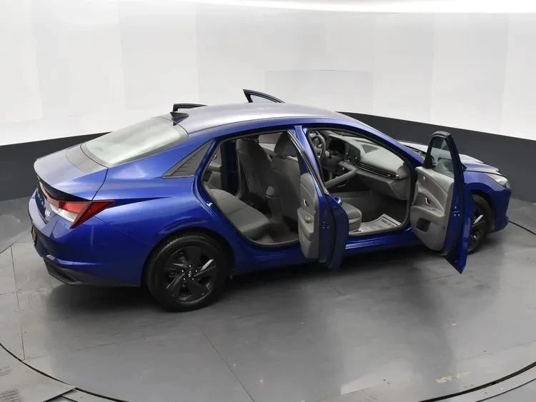 2021 Hyundai Elantra - Image 6 of 12