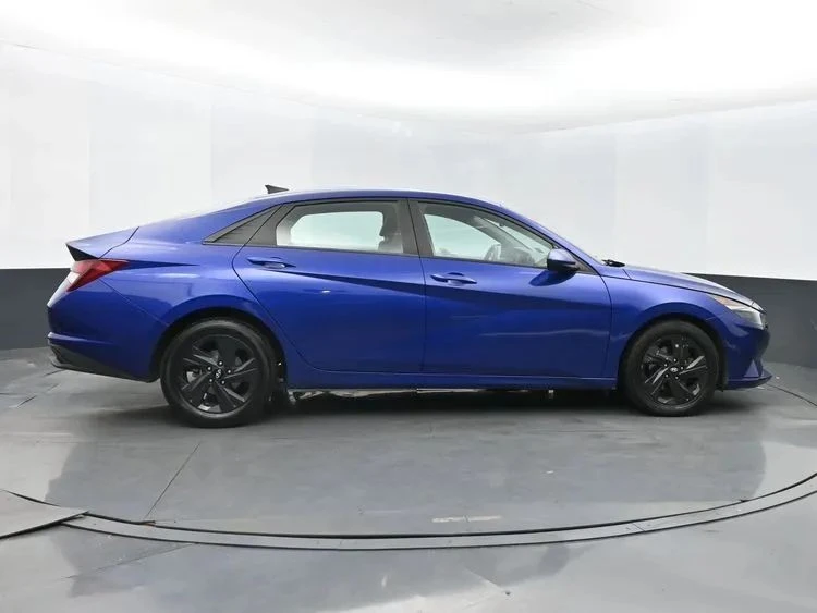 2021 Hyundai Elantra - Image 4 of 12