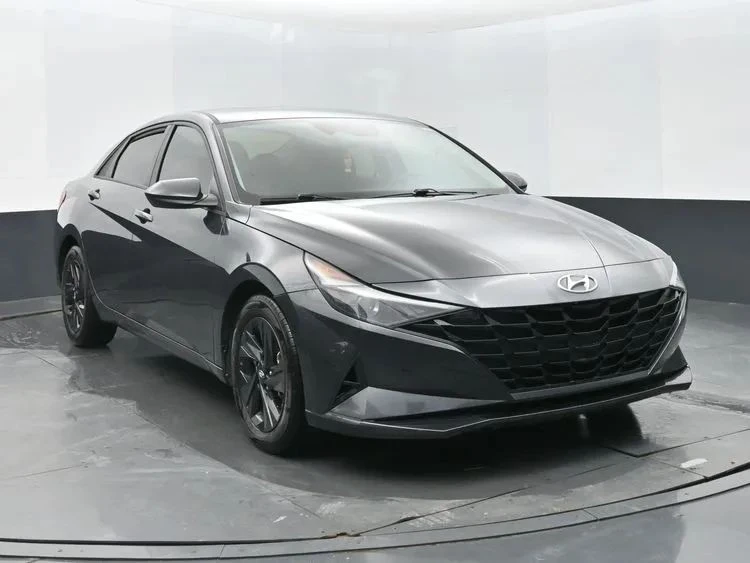 2021 Hyundai Elantra - Image 2 of 12