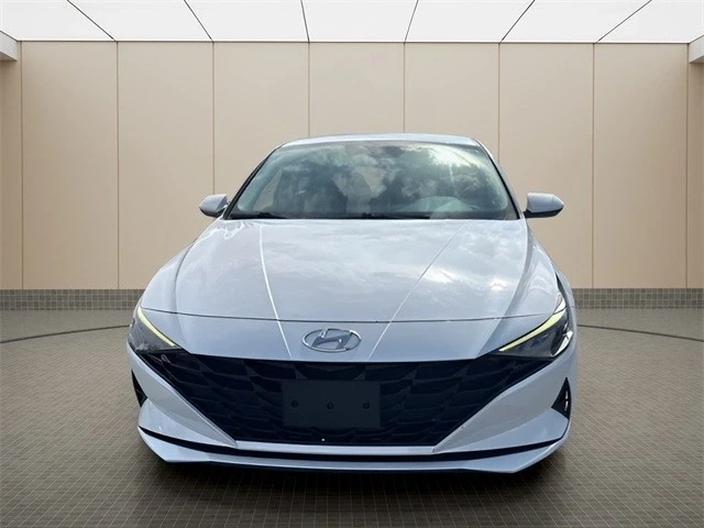 2021 Hyundai Elantra - Image 2 of 12