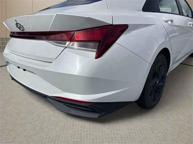 2021 Hyundai Elantra - Image 11 of 12