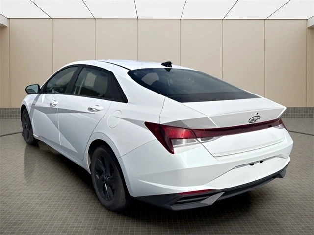 2021 Hyundai Elantra - Image 7 of 12
