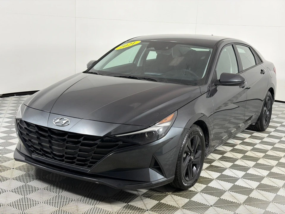 2021 Hyundai Elantra - Image 10 of 12