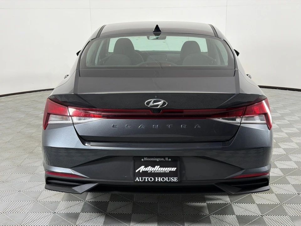 2021 Hyundai Elantra - Image 6 of 12