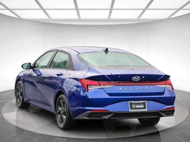 2021 Hyundai Elantra - Image 2 of 12