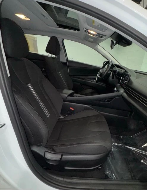 2021 Hyundai Elantra - Image 13 of 21