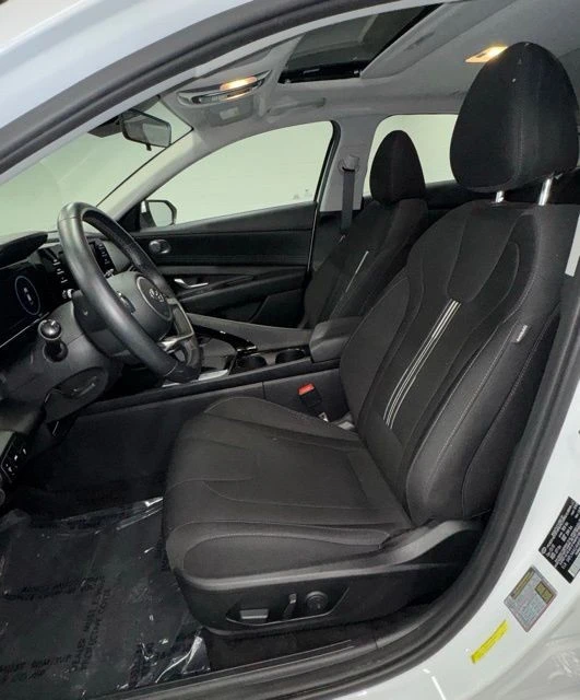 2021 Hyundai Elantra - Image 12 of 21