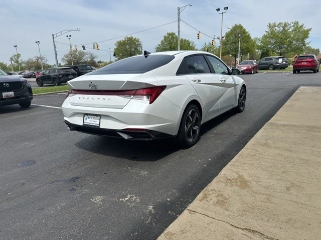2021 Hyundai Elantra - Image 5 of 12