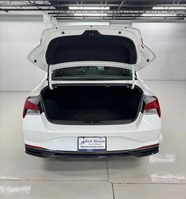 2021 Hyundai Elantra - Image 9 of 21