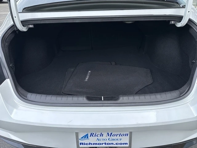 2021 Hyundai Elantra - Image 9 of 12