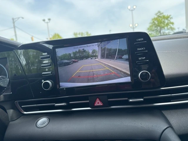 2021 Hyundai Elantra - Image 16 of 21