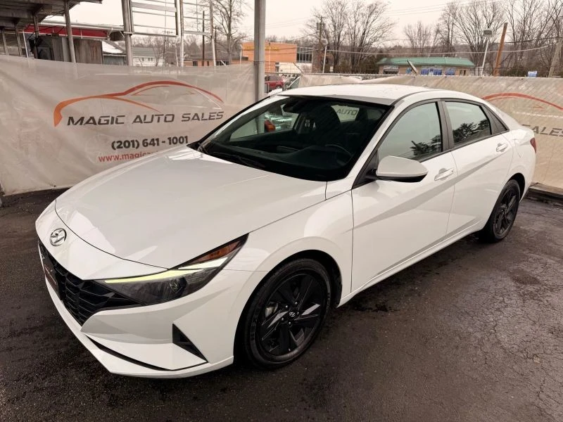 2021 Hyundai Elantra - Image 8 of 12