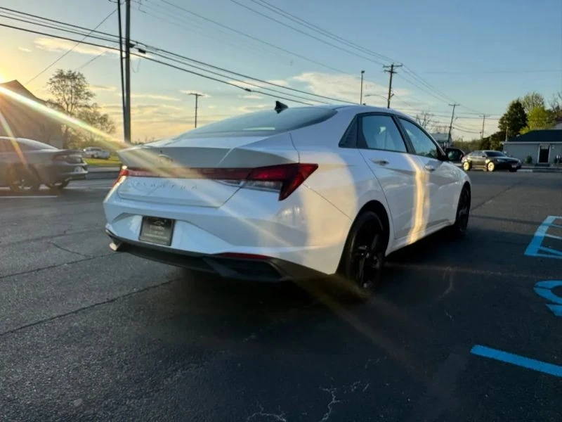 2021 Hyundai Elantra - Image 3 of 11