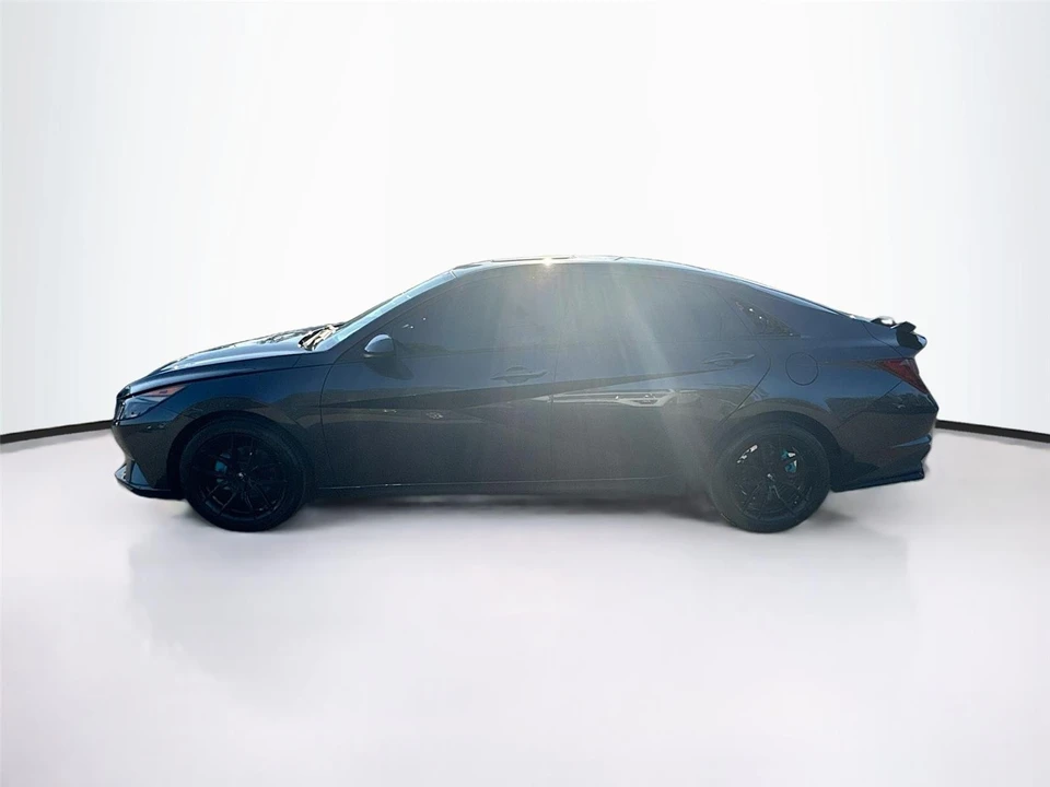 2021 Hyundai Elantra - Image 4 of 21