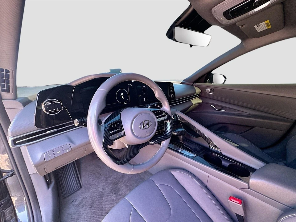 2021 Hyundai Elantra - Image 13 of 15
