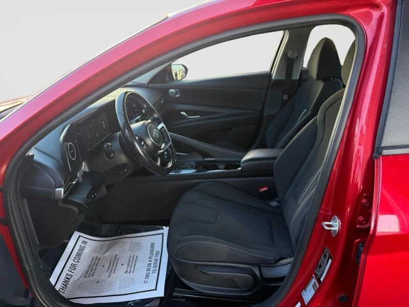 2021 Hyundai Elantra - Image 10 of 12