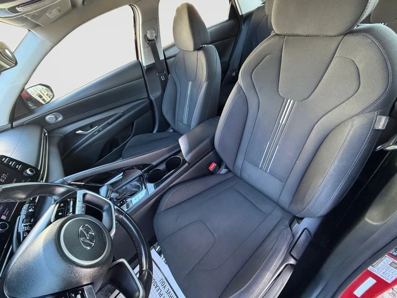 2021 Hyundai Elantra - Image 11 of 12