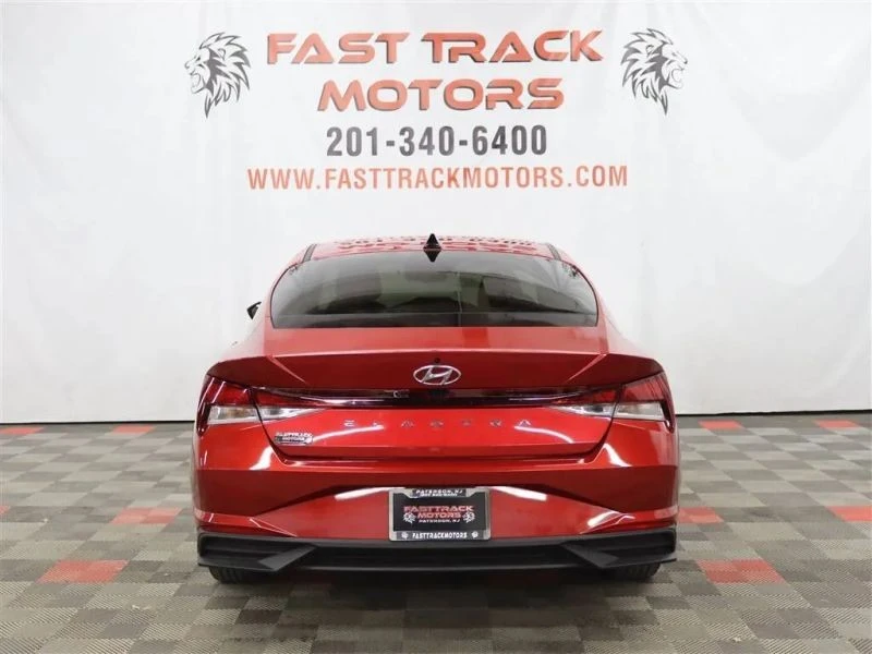 2021 Hyundai Elantra - Image 5 of 12