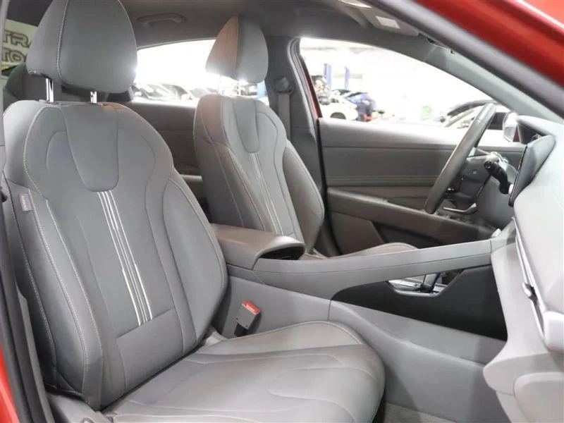 2021 Hyundai Elantra - Image 11 of 12