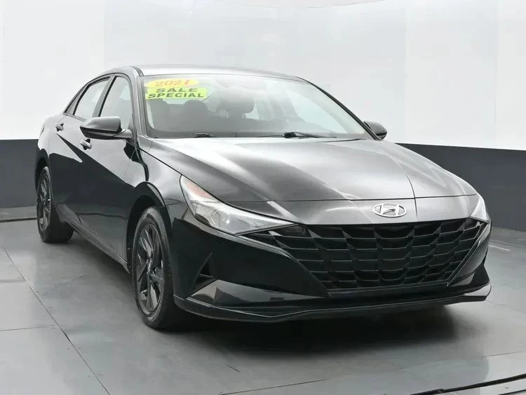 2021 Hyundai Elantra - Image 2 of 12