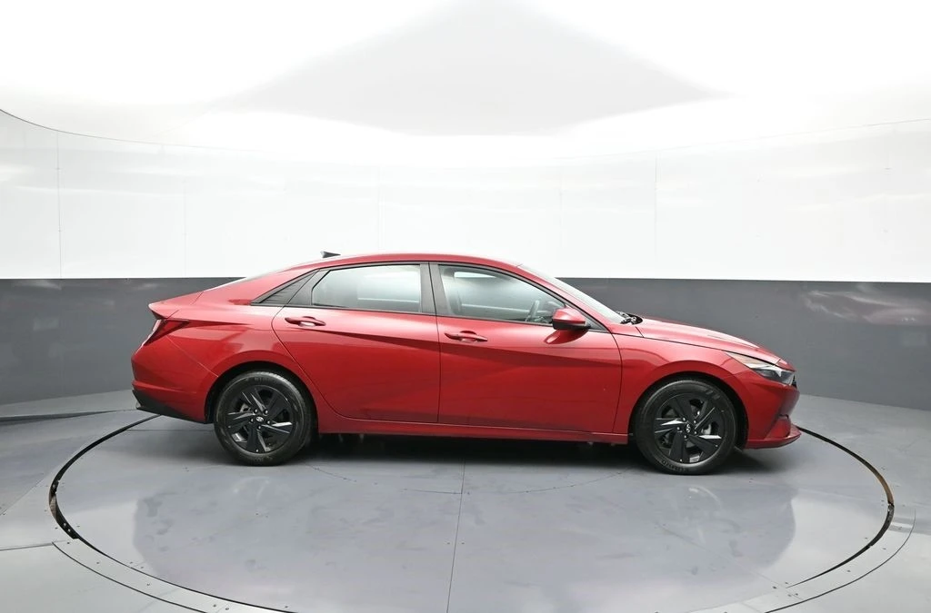 2021 Hyundai Elantra - Image 5 of 21