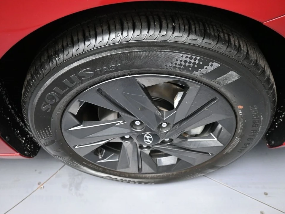2021 Hyundai Elantra - Image 13 of 21