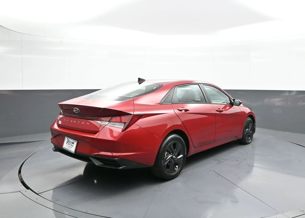 2021 Hyundai Elantra - Image 6 of 21