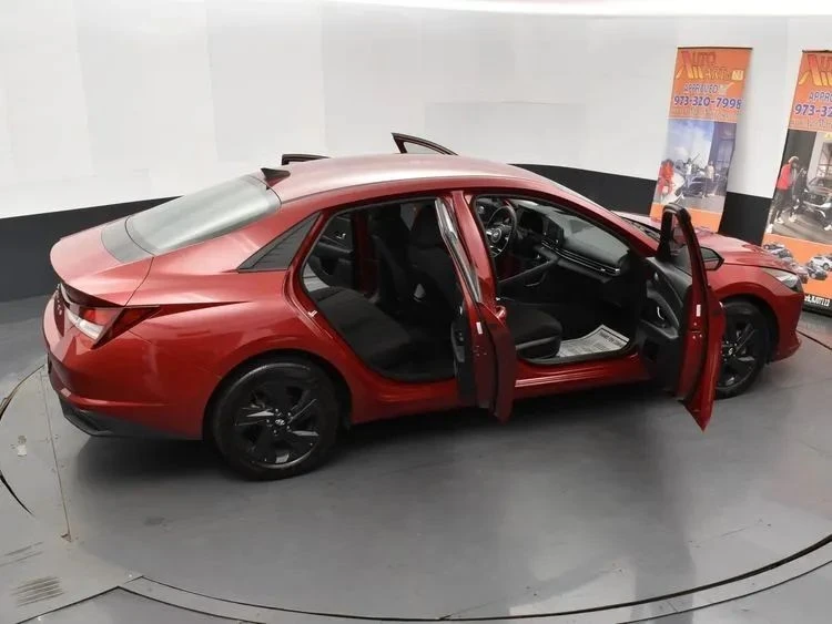 2021 Hyundai Elantra - Image 6 of 12