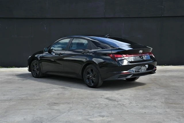 2021 Hyundai Elantra - Image 4 of 20