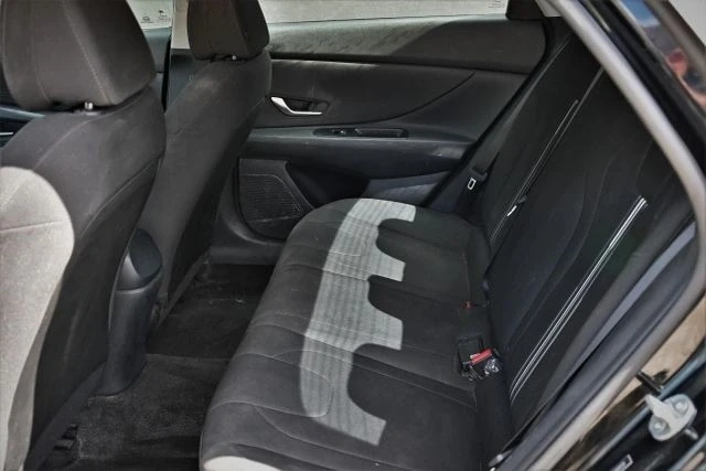 2021 Hyundai Elantra - Image 18 of 20