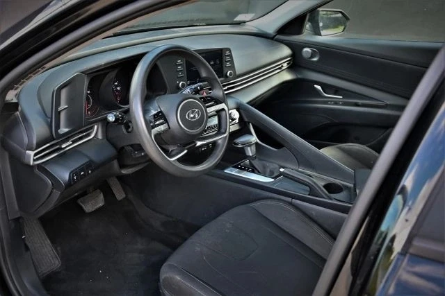 2021 Hyundai Elantra - Image 13 of 20