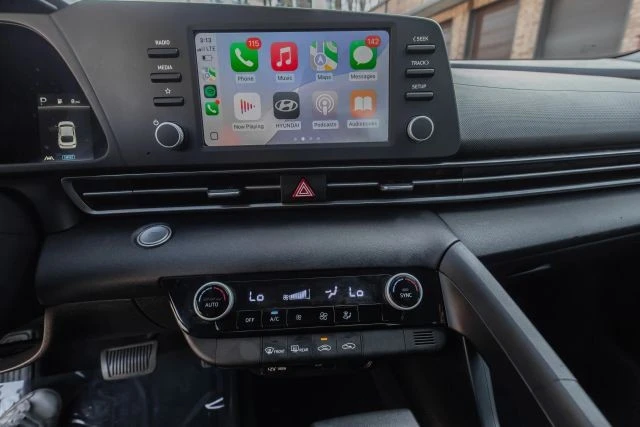 2021 Hyundai Elantra - Image 18 of 21