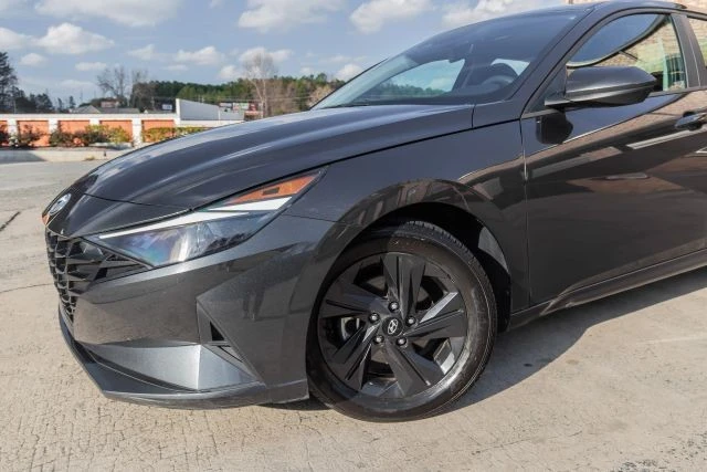 2021 Hyundai Elantra - Image 3 of 21