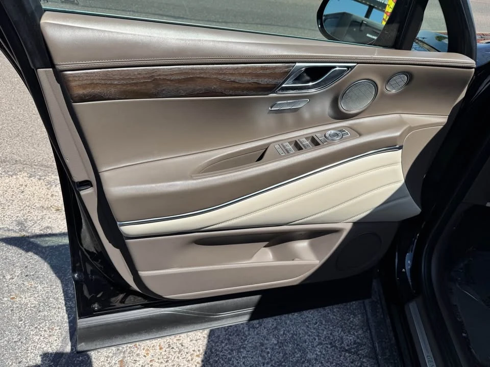 2021 Hyundai Genesis - Image 9 of 18