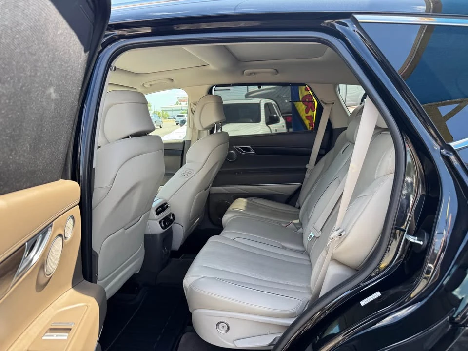2021 Hyundai Genesis - Image 11 of 18