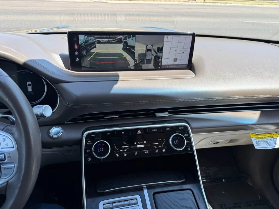 2021 Hyundai Genesis - Image 15 of 18