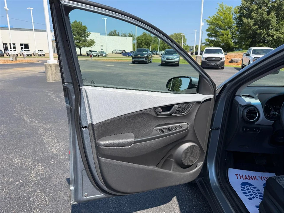 2021 Hyundai Kona - Image 25 of 31