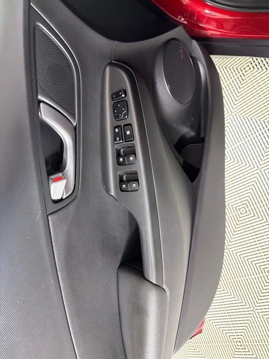 2021 Hyundai Kona - Image 11 of 21