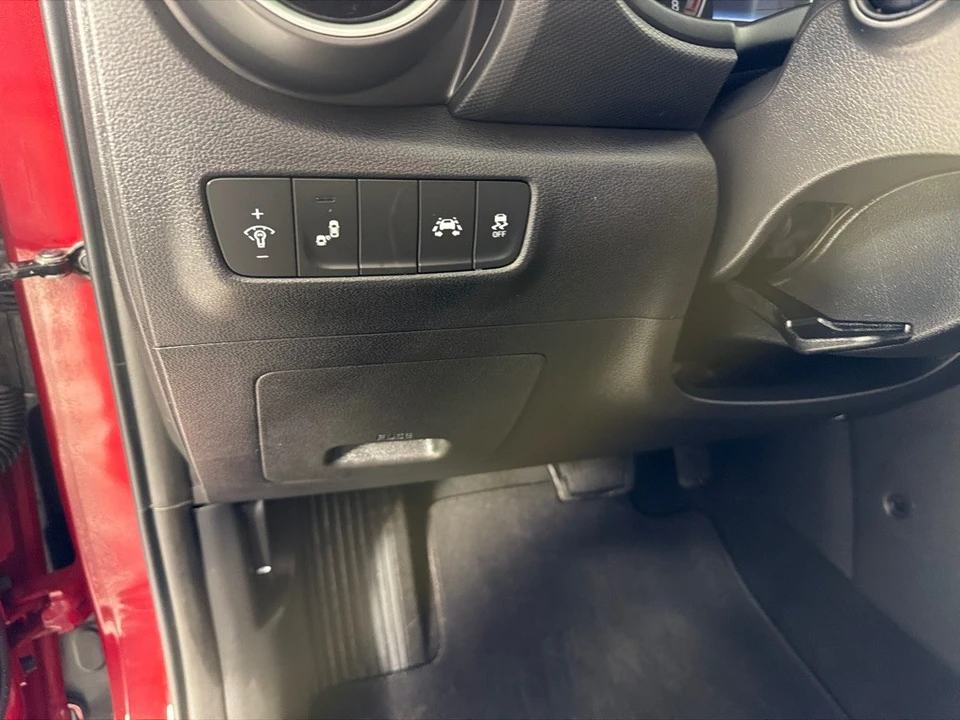 2021 Hyundai Kona - Image 15 of 21
