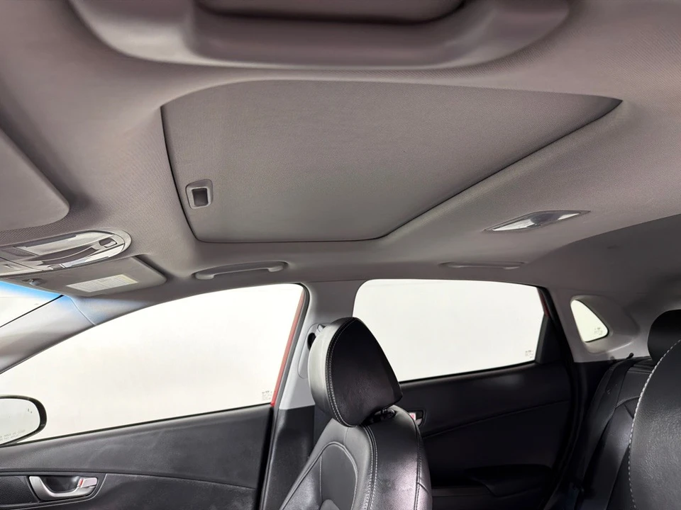 2021 Hyundai Kona - Image 14 of 21