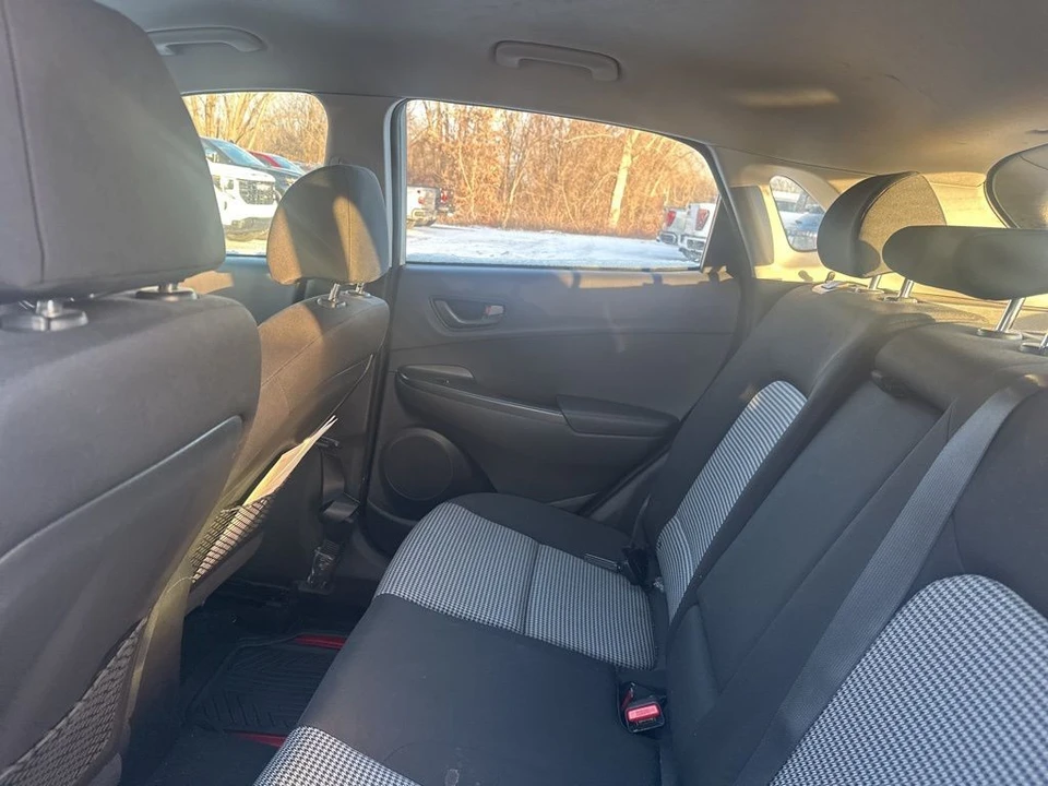 2021 Hyundai Kona - Image 10 of 12