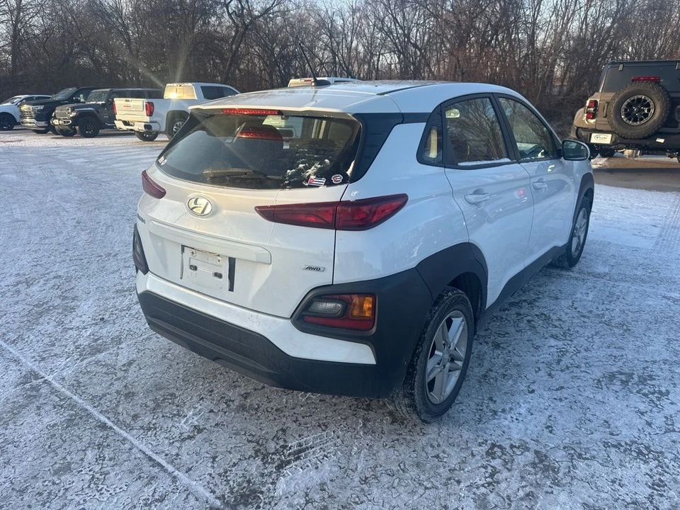 2021 Hyundai Kona - Image 7 of 12
