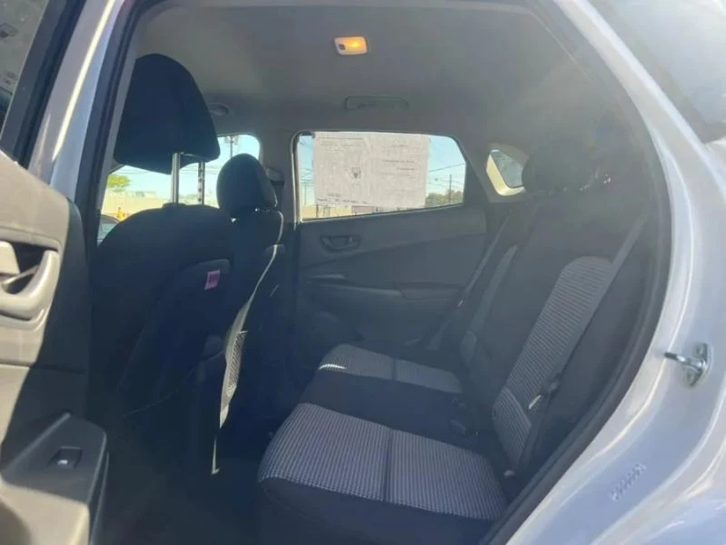 2021 Hyundai Kona - Image 8 of 12