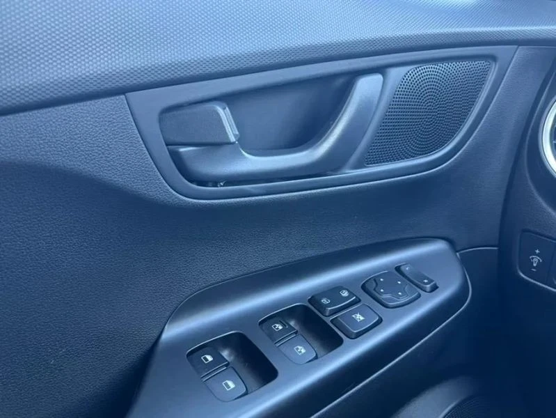 2021 Hyundai Kona - Image 11 of 12
