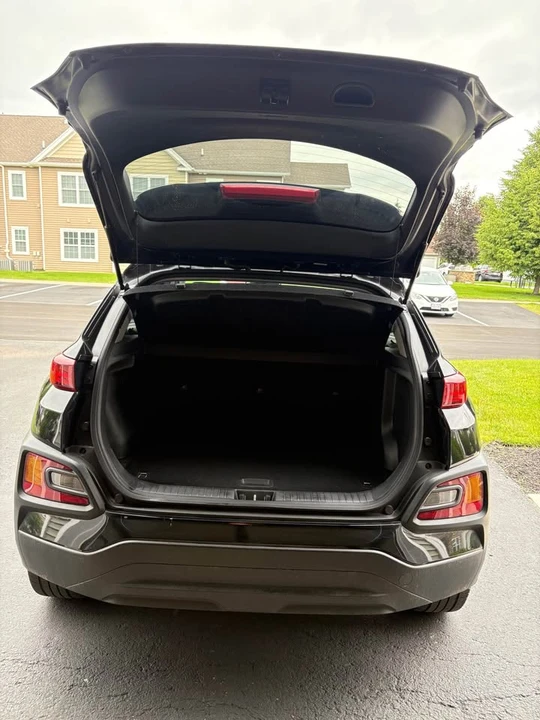 2021 Hyundai Kona - Image 7 of 16