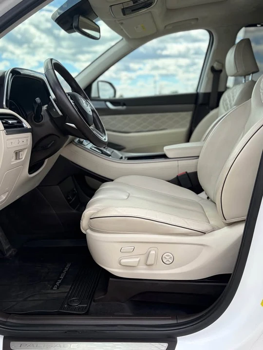 2021 Hyundai Palisade - Image 10 of 17