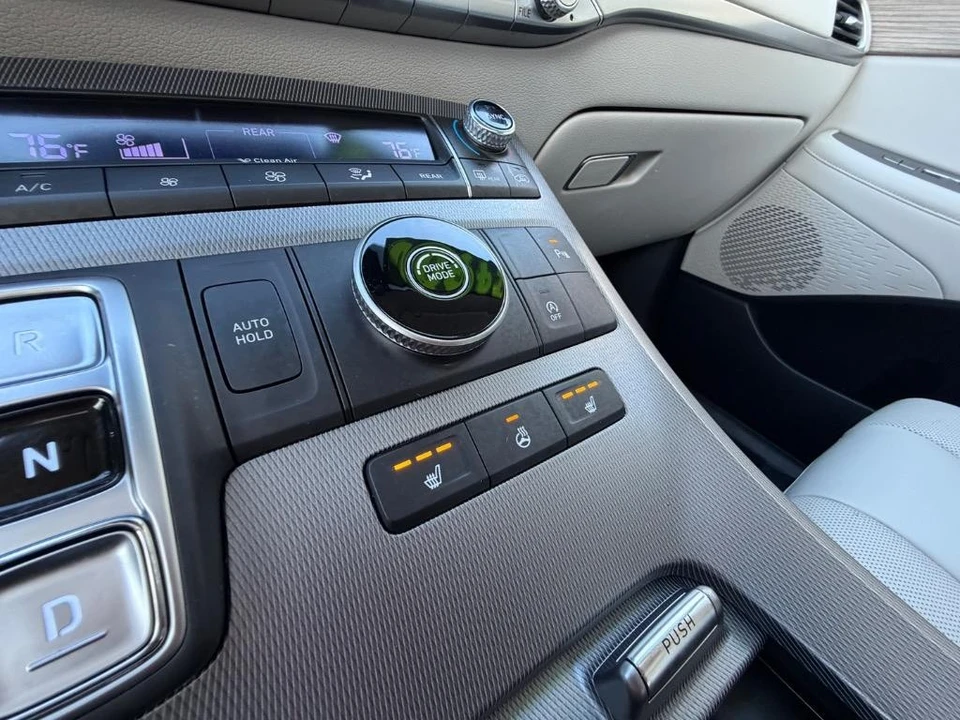 2021 Hyundai Palisade - Image 16 of 21