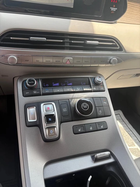 2021 Hyundai Palisade - Image 8 of 10