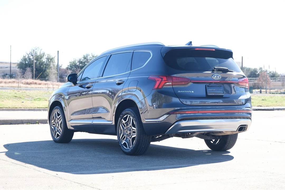2021 Hyundai Santa Fe - Image 11 of 21